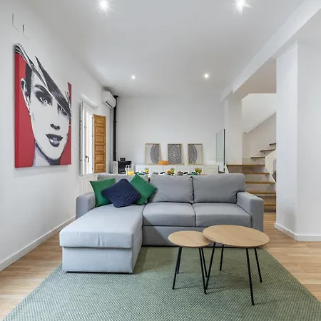 Apartamento Charming Duplex In *